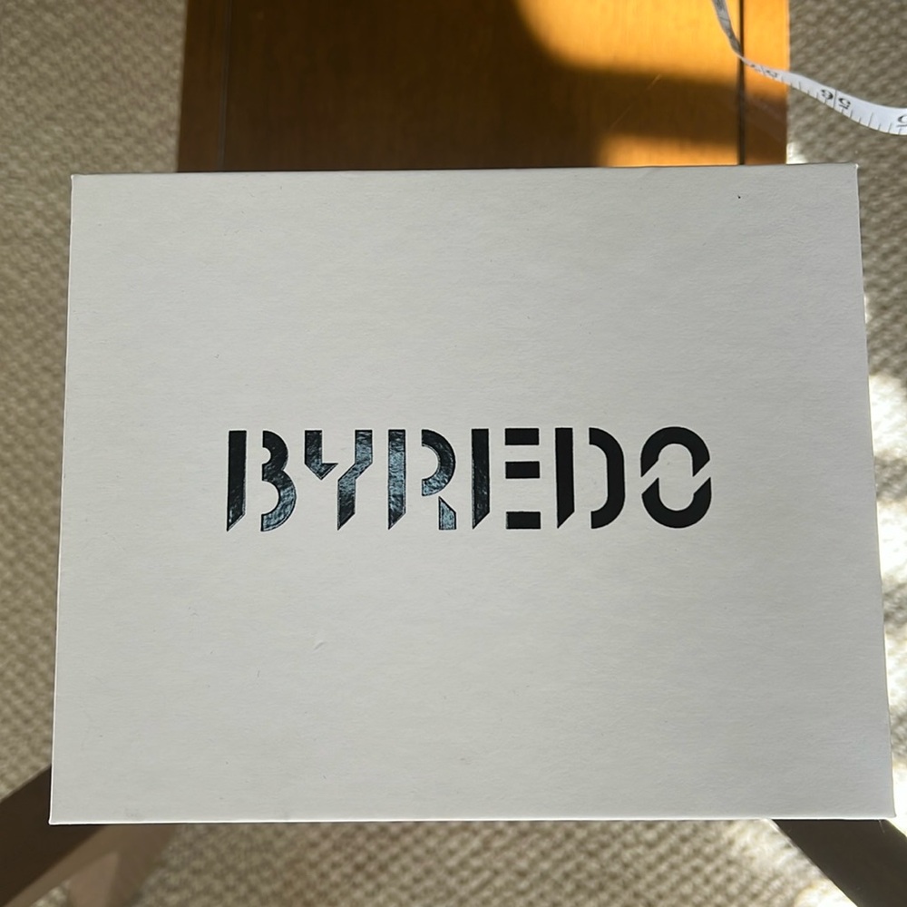 authentic Byredo perfum box ( empty )